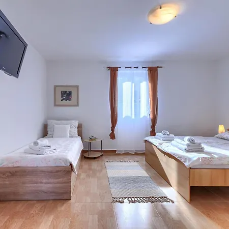 Teo-1 By Interhome Labin (Istria)