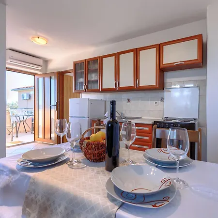 Teo-1 By Interhome *